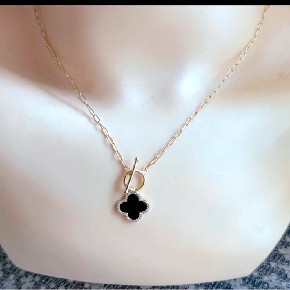 Argento Vivo Sterling Silver Clover Necklace